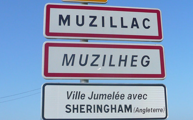 Sheringham-Muzzillac-Twining-Assn-website-photo-town-sign Sheringham-Muzzillac-Twining-Assn-website-photo-town-sign